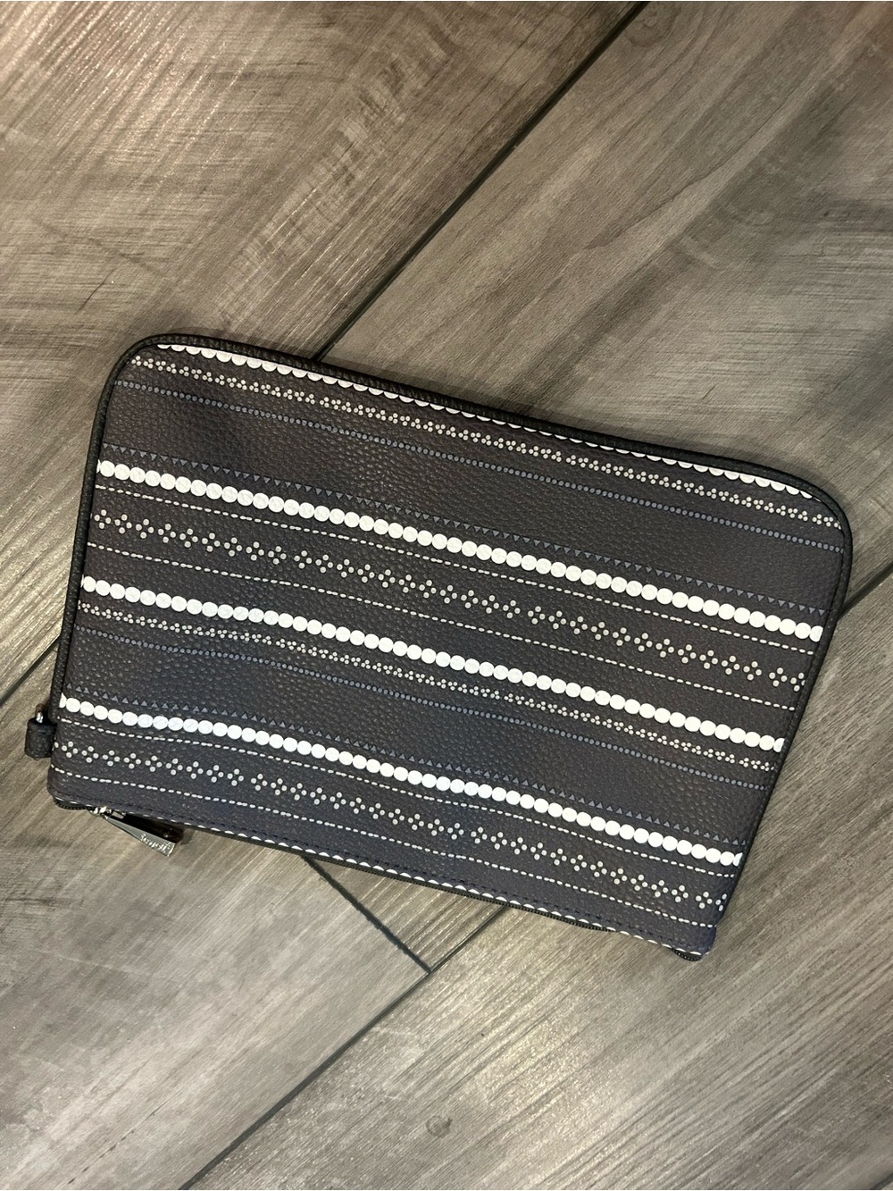 thirty-one Black and White leather small Striped Zip Cosmetic Case